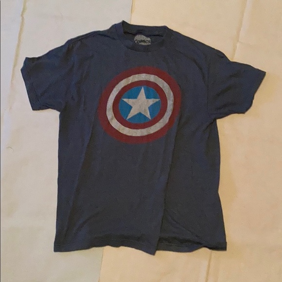 Men’s medium Captain America Marvel gray t shirt - Picture 1 of 3
